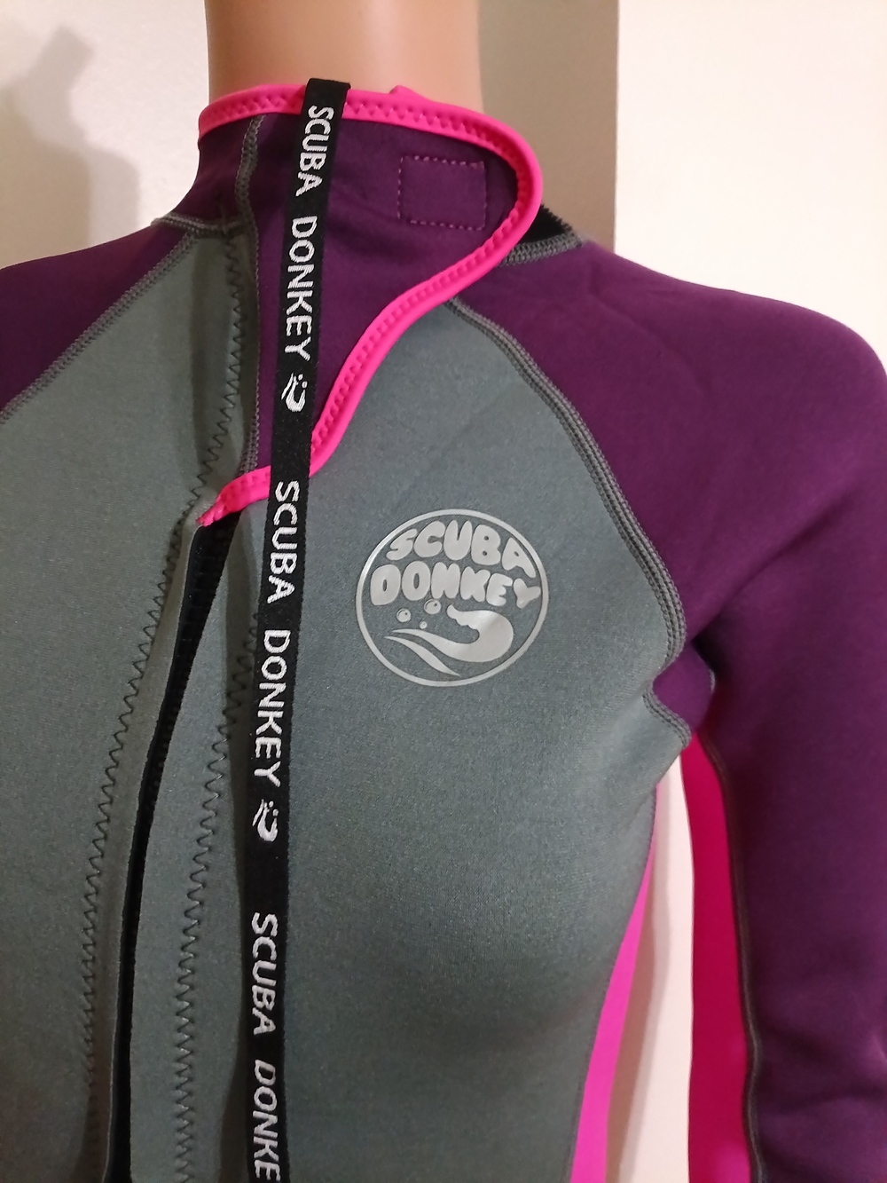 Scuba Donkey Women's Shorty Wetsuit - Gray, Purple & Hot Pink - Picture 2 of 6